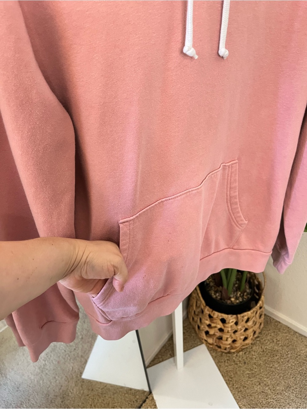 💕 Old Navy Dusty Rose Fleece Pullover Hoodie Sz M | Cozy Casual Soft Girl - Picture 5 of 6